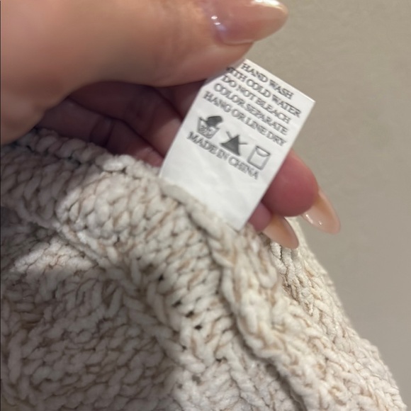 Pink Lily Cream Cable Knit Cardigan Sweater - Picture 4 of 6